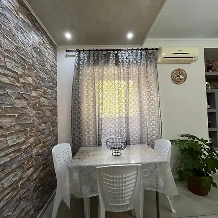 Apartament Pandeklare Prínos